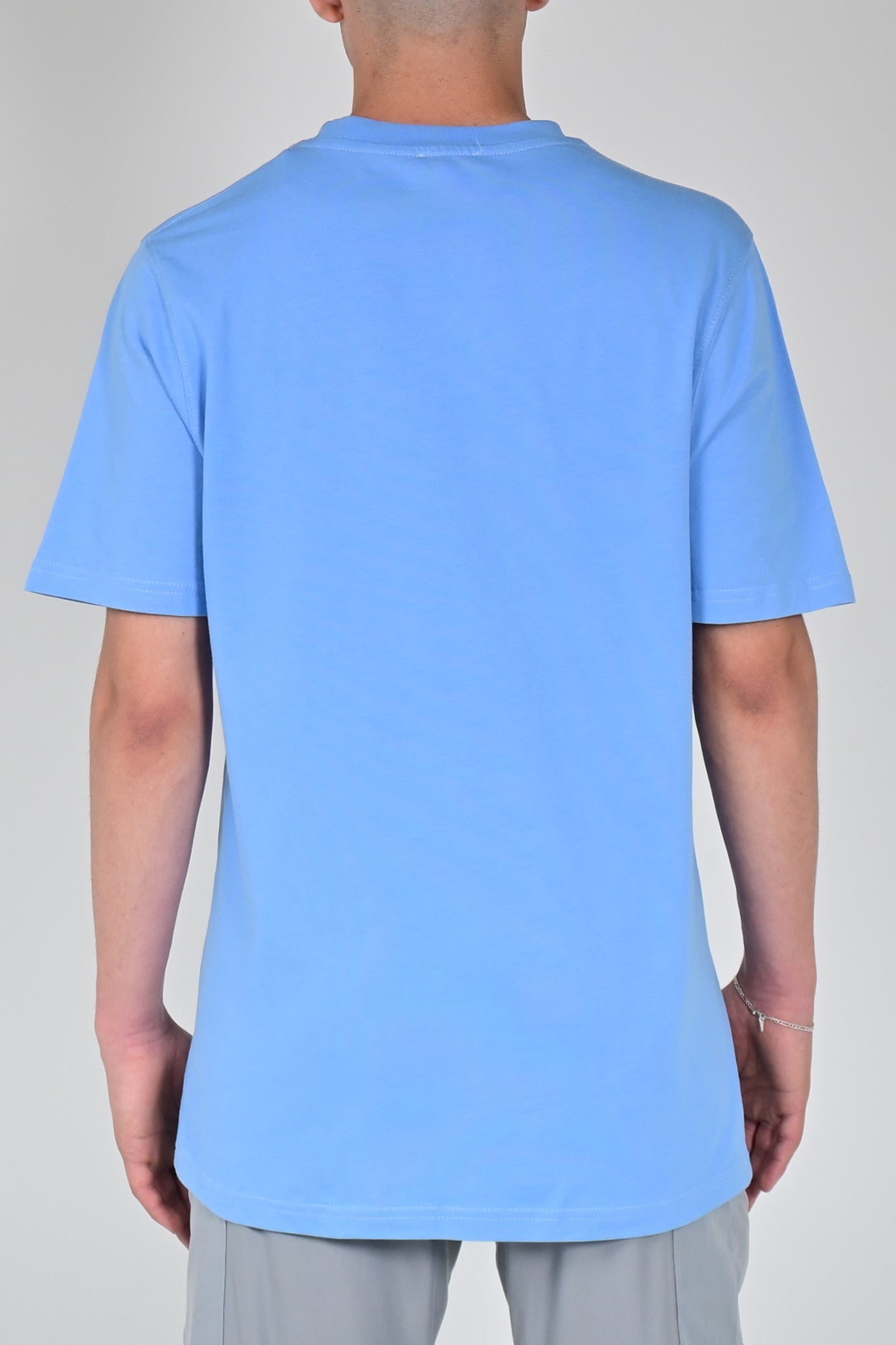Essential T-Shirt Licht Blauw