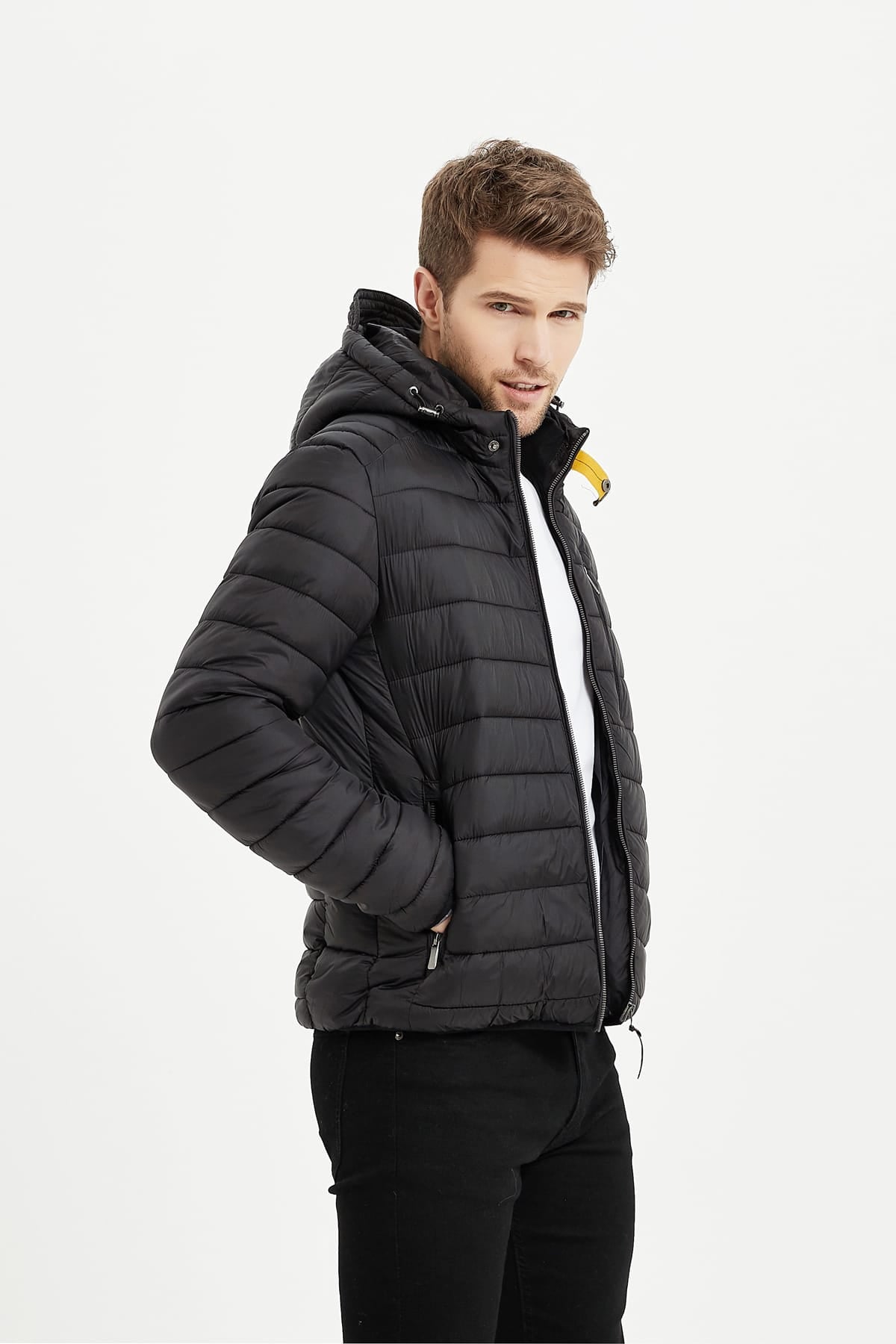 Heren Pufferjas met Capuchon en Gespsluiting zwart