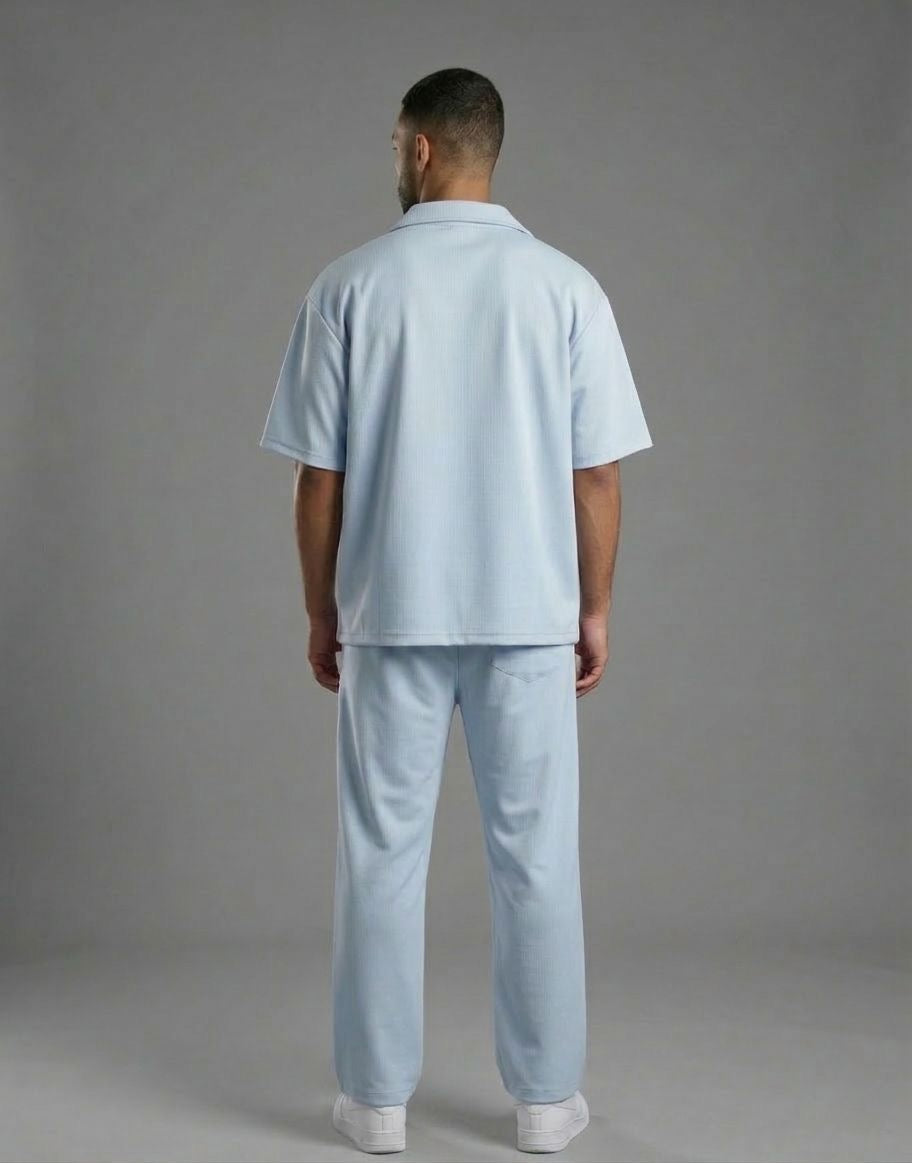 Tweedelige heren set met lange broek lichtblauw