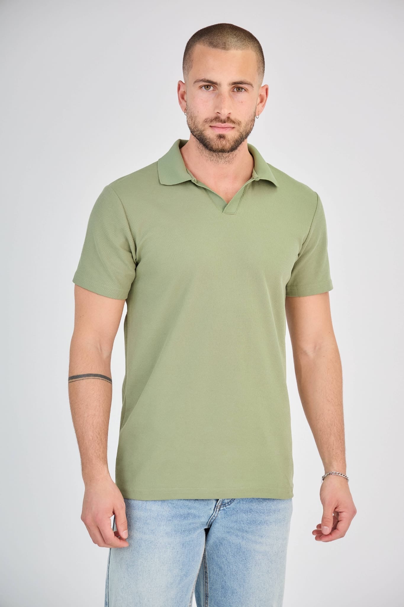 V T-shirt (licht groen)