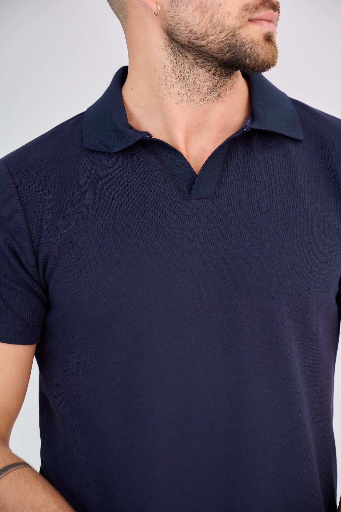 V T-shirt (donkerblauw)
