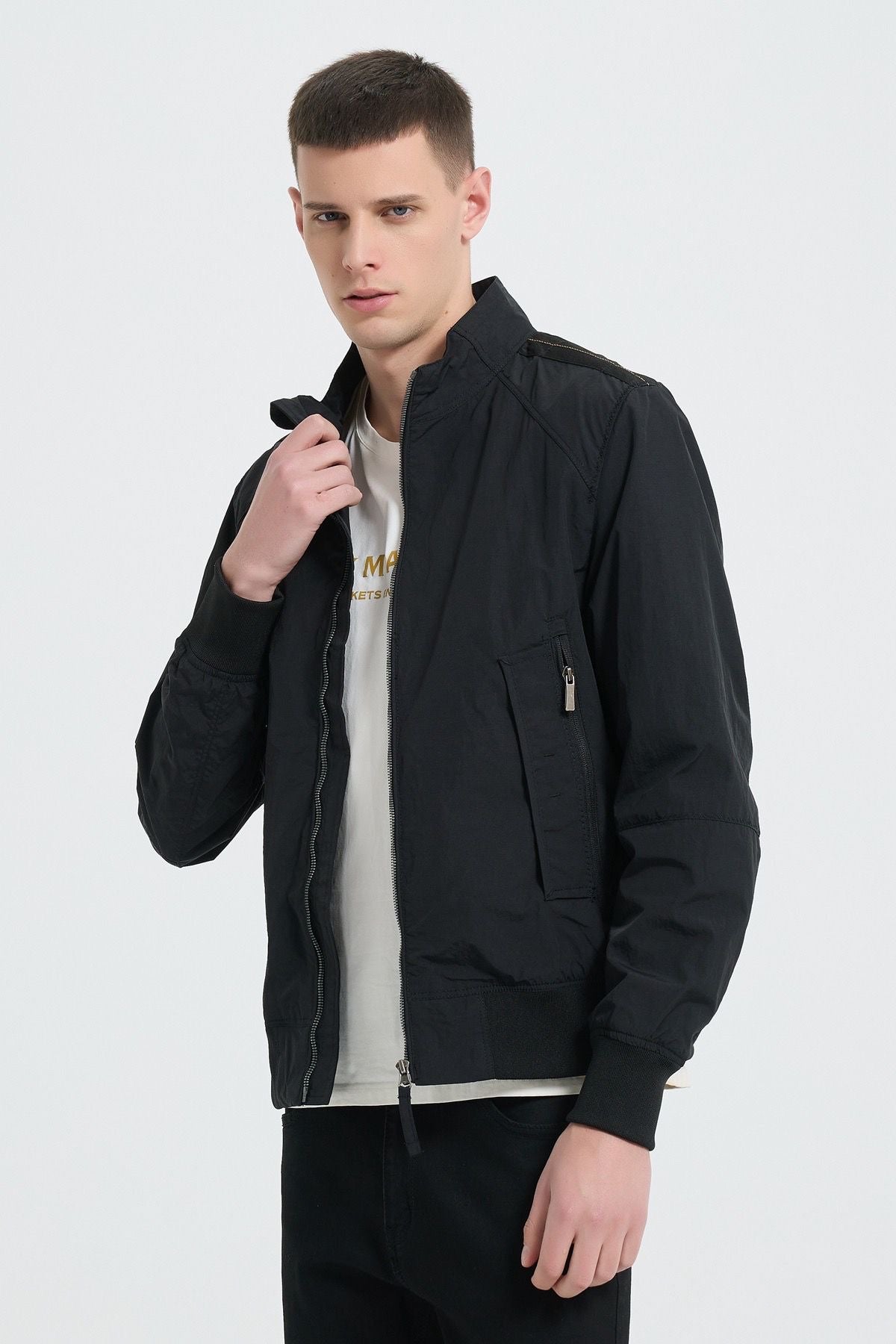 Bomber zwart