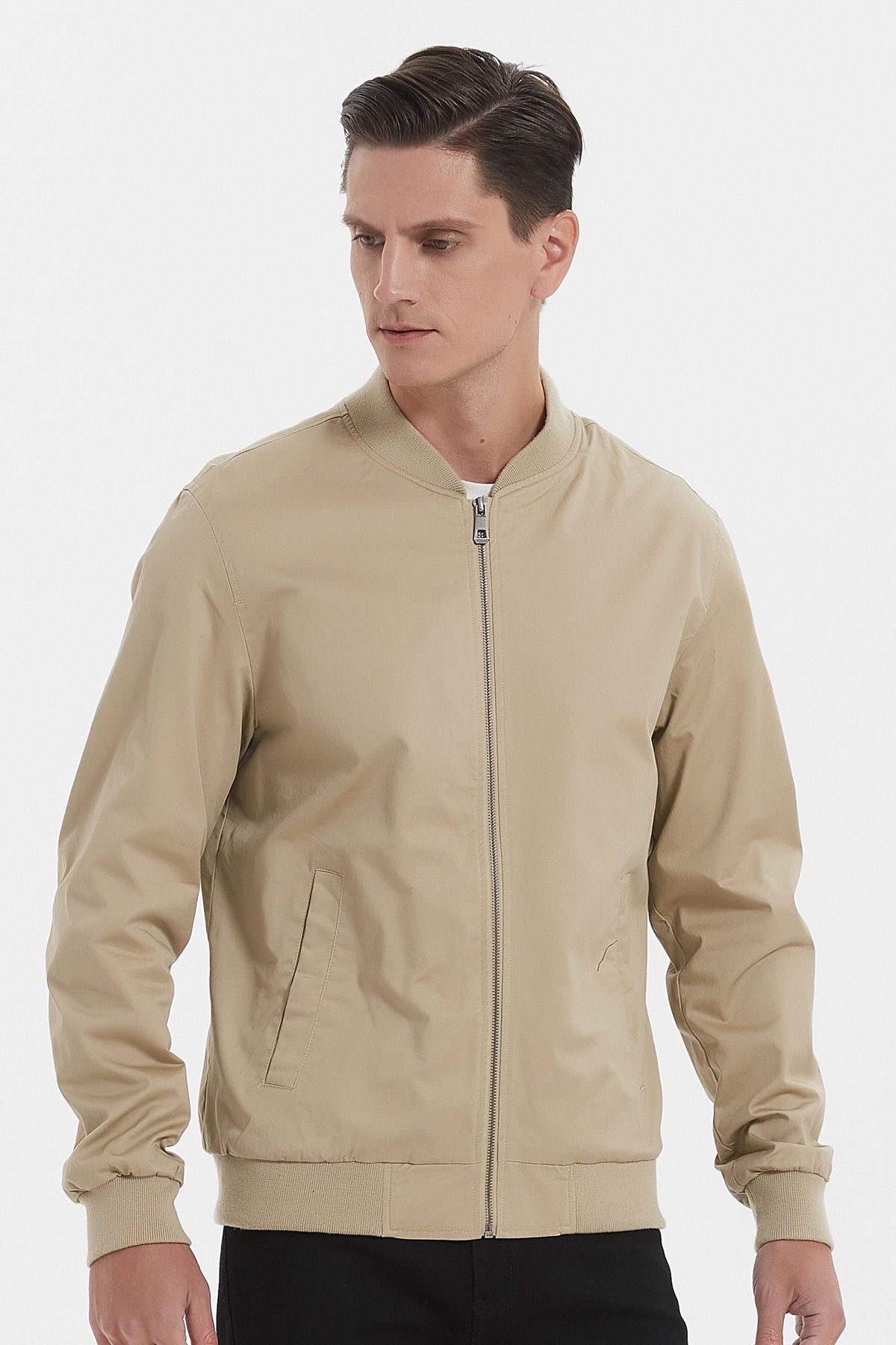 Bomber jacket beige