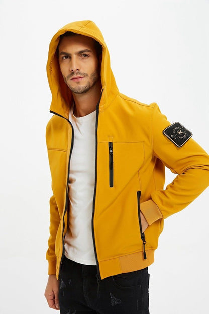 Softshell jas met patch
