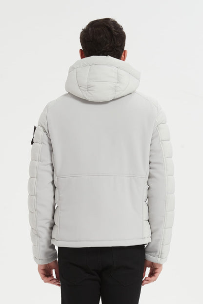 Heren Pufferjas met Capuchon en Badge Detail