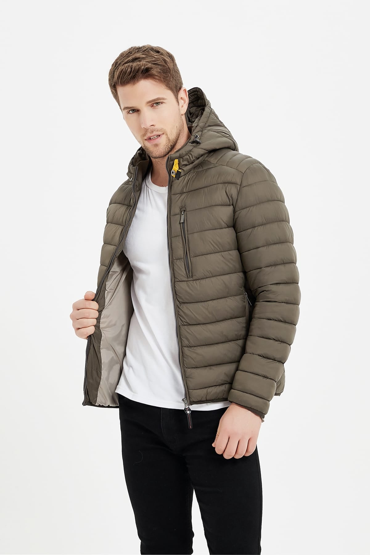 Heren Pufferjas met Capuchon en Gespsluiting