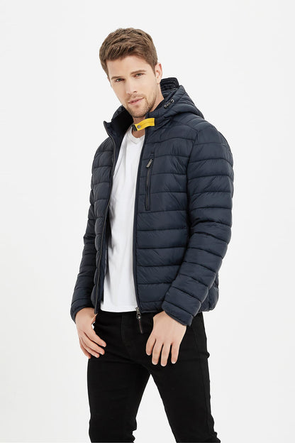 Heren Pufferjas met Capuchon en Gespsluiting